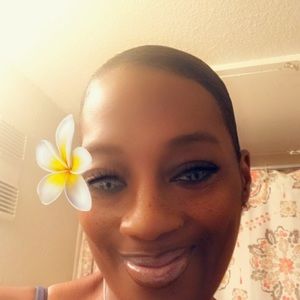 Meet your Posher, Lavonda